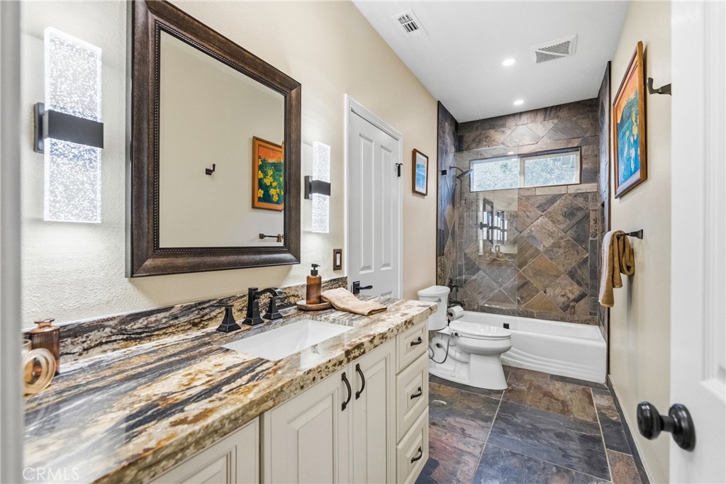 40055 Valle Vista