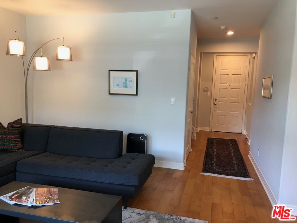 7100 Playa Vista Dr Unit: 103