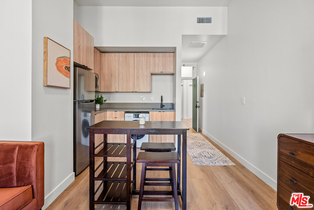 181 Culver Blvd Unit: B