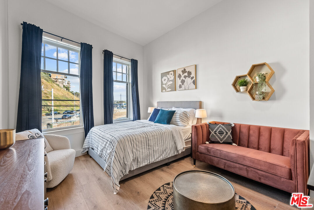 181 Culver Blvd Unit: B