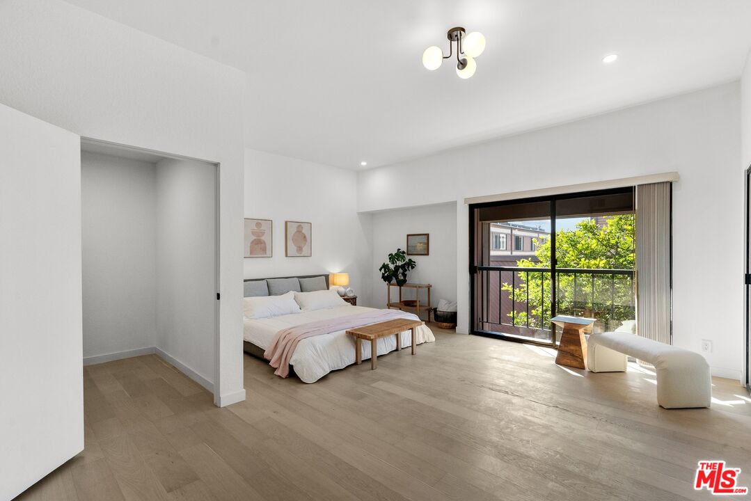 4521 Alla Rd Unit: 3