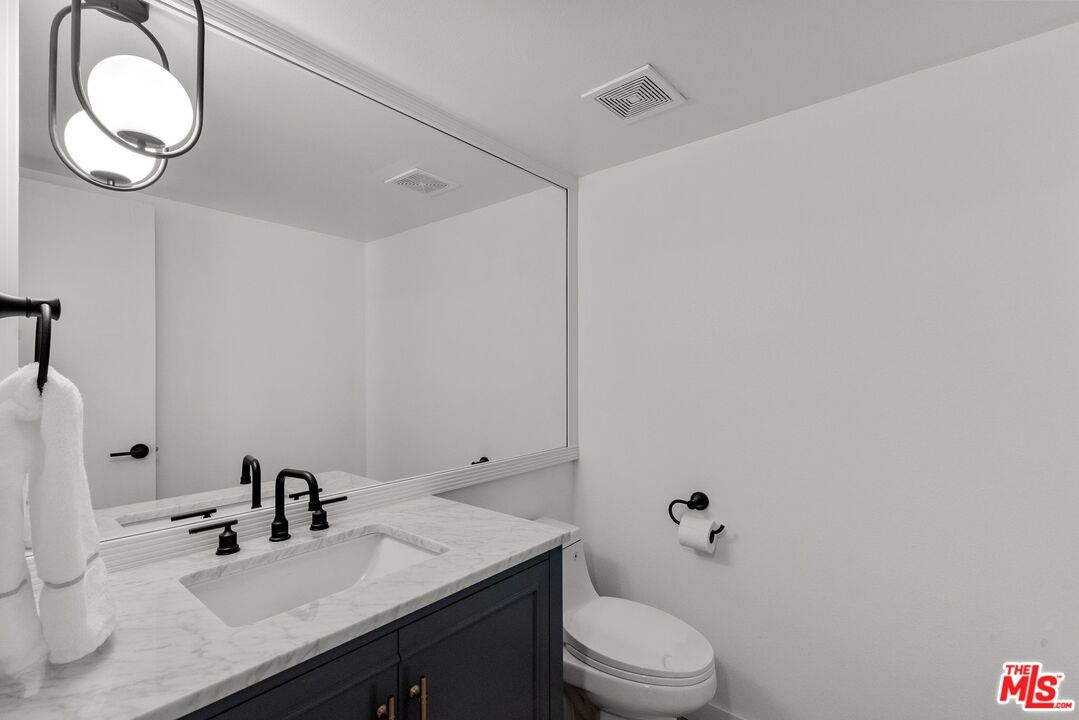 4521 Alla Rd Unit: 3