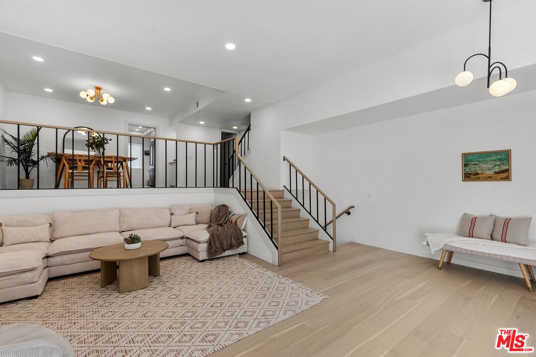 4521 Alla Rd Unit: 3