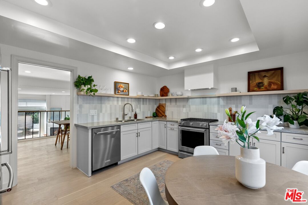 4521 Alla Rd Unit: 3