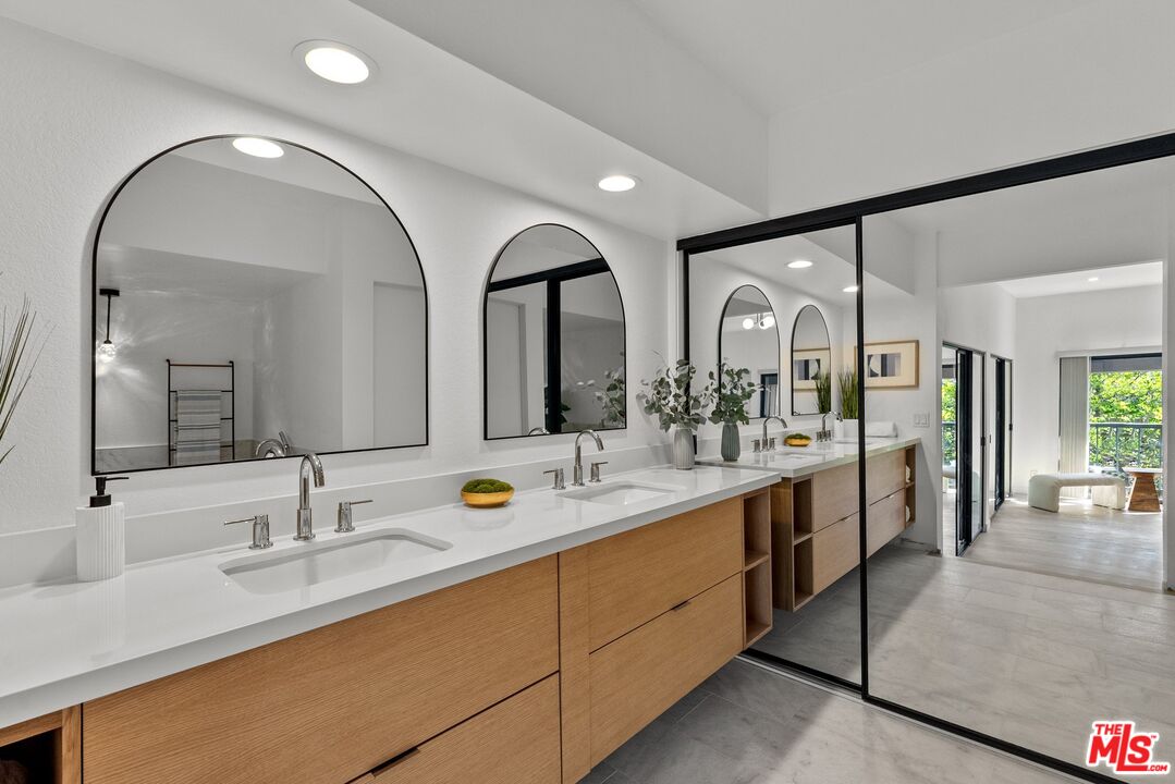4521 Alla Rd Unit: 3