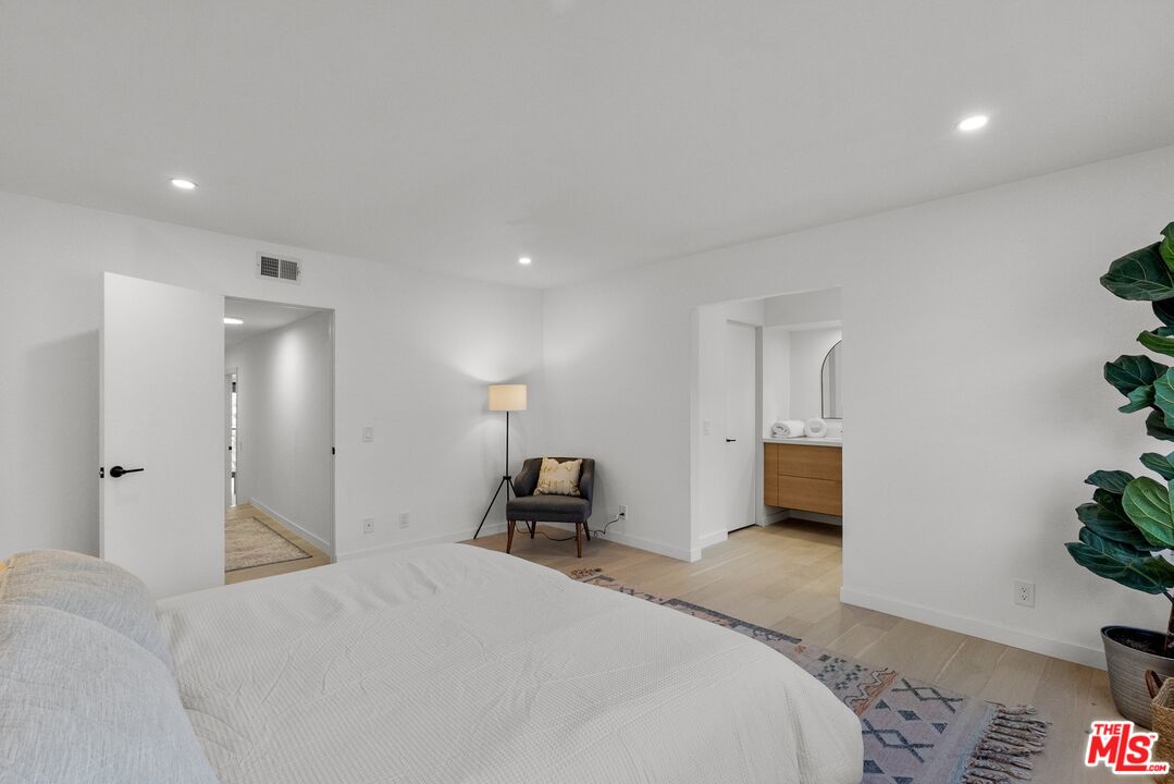 4521 Alla Rd Unit: 3