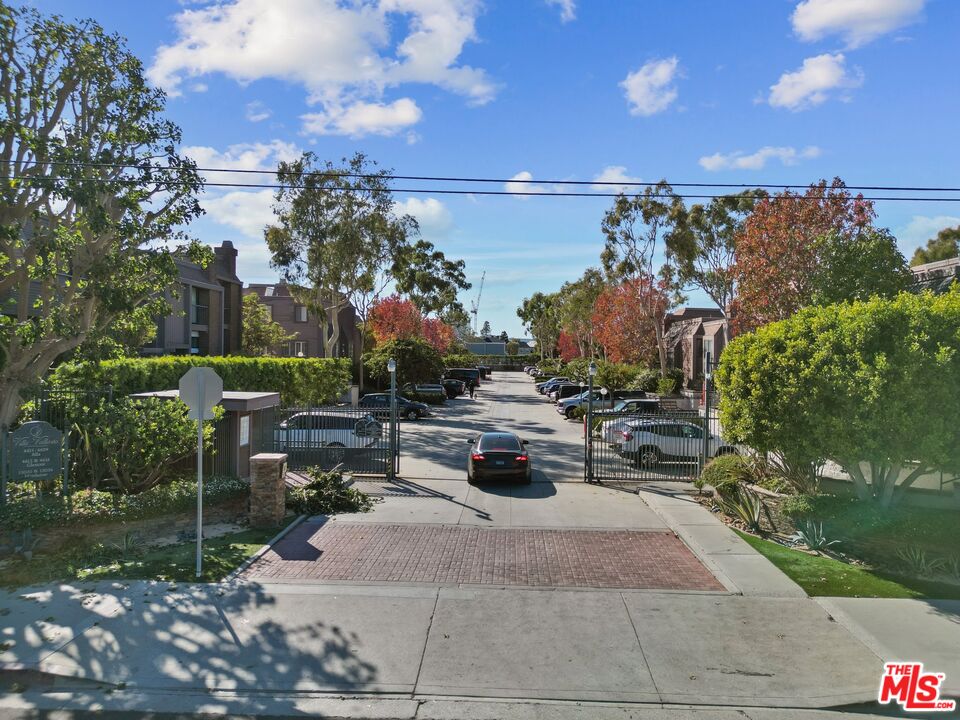 4521 Alla Rd Unit: 3