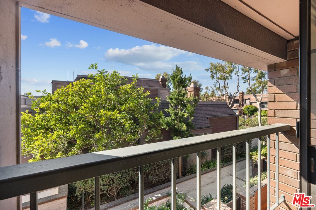 4521 Alla Rd Unit: 3