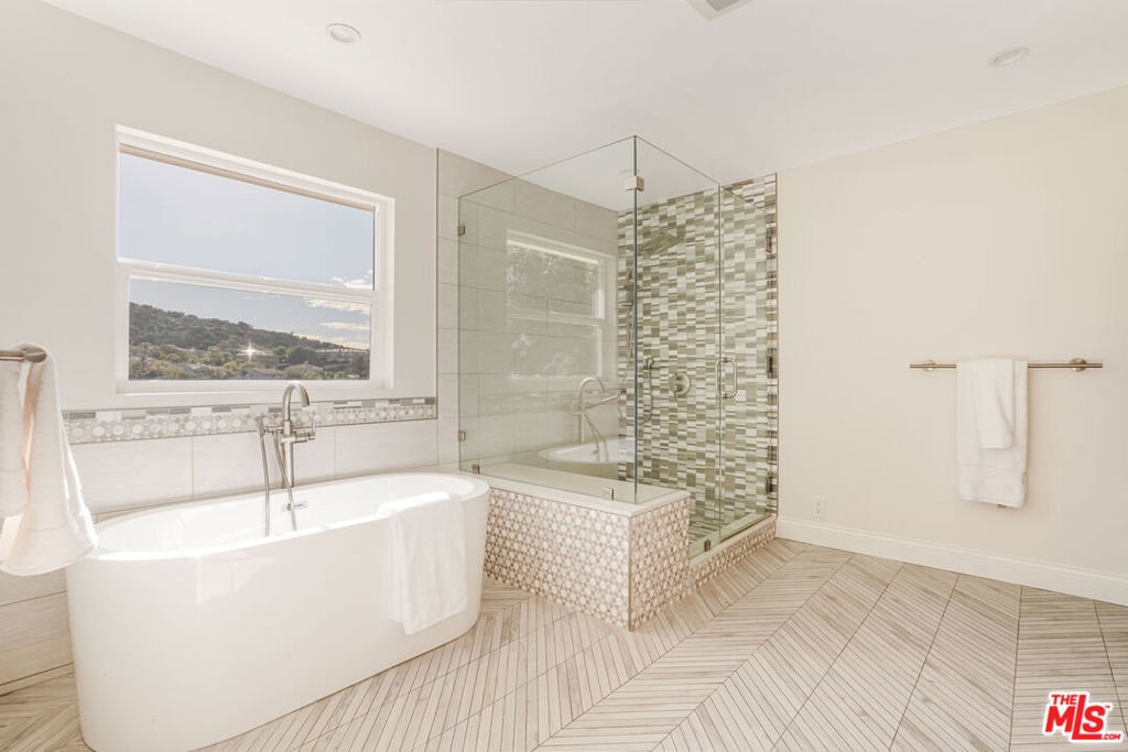 3804 Vista Linda Drive