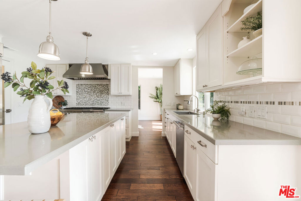 3804 Vista Linda Drive