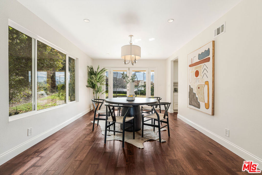 3804 Vista Linda Drive