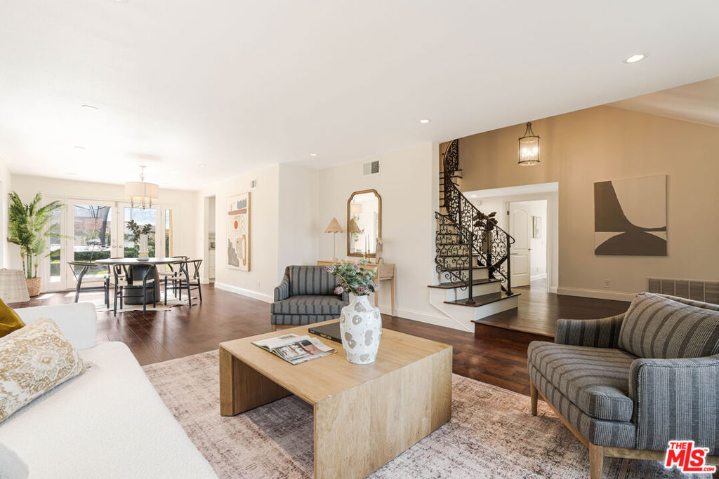 3804 Vista Linda Drive