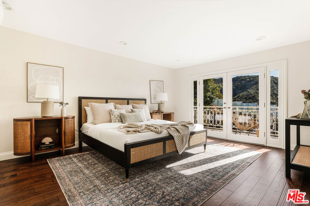 3804 Vista Linda Drive