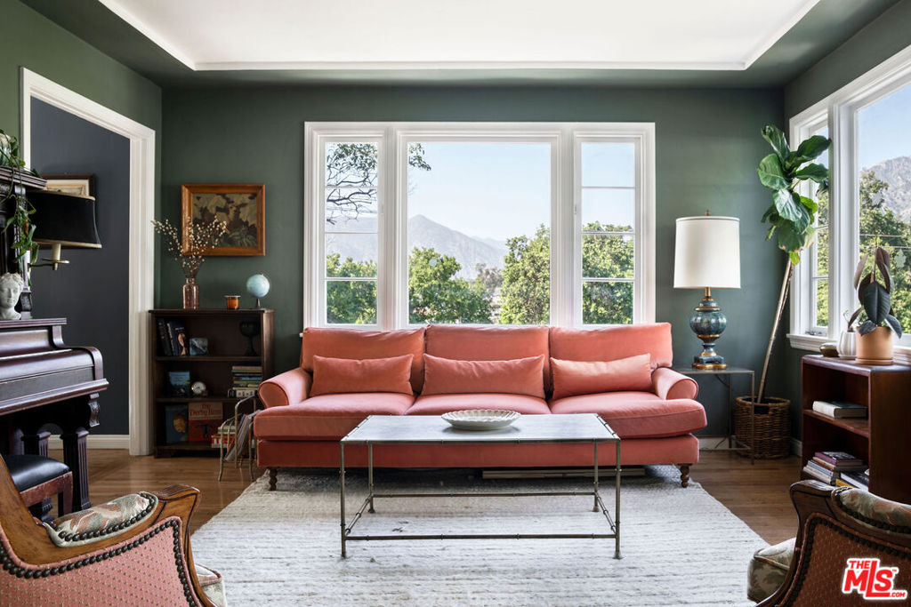 7290 Saint Estaban Street