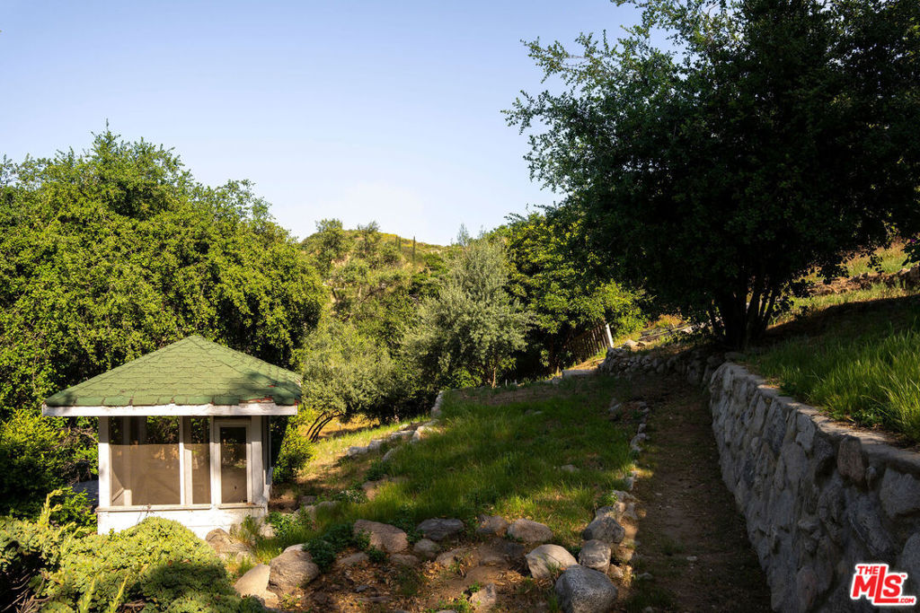 7290 Saint Estaban Street