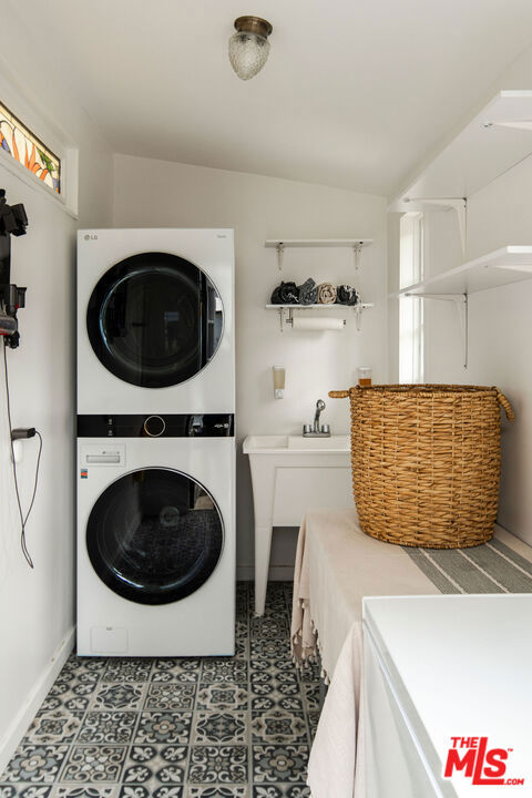 7290 Saint Estaban Street