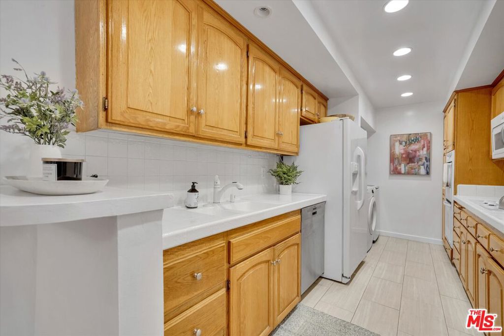 1301 17th Street 103