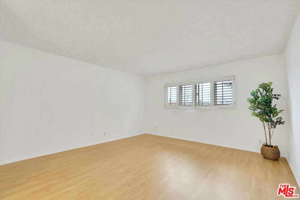 1301 17th Street 103