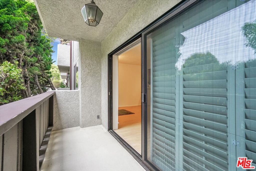 1301 17th Street 103