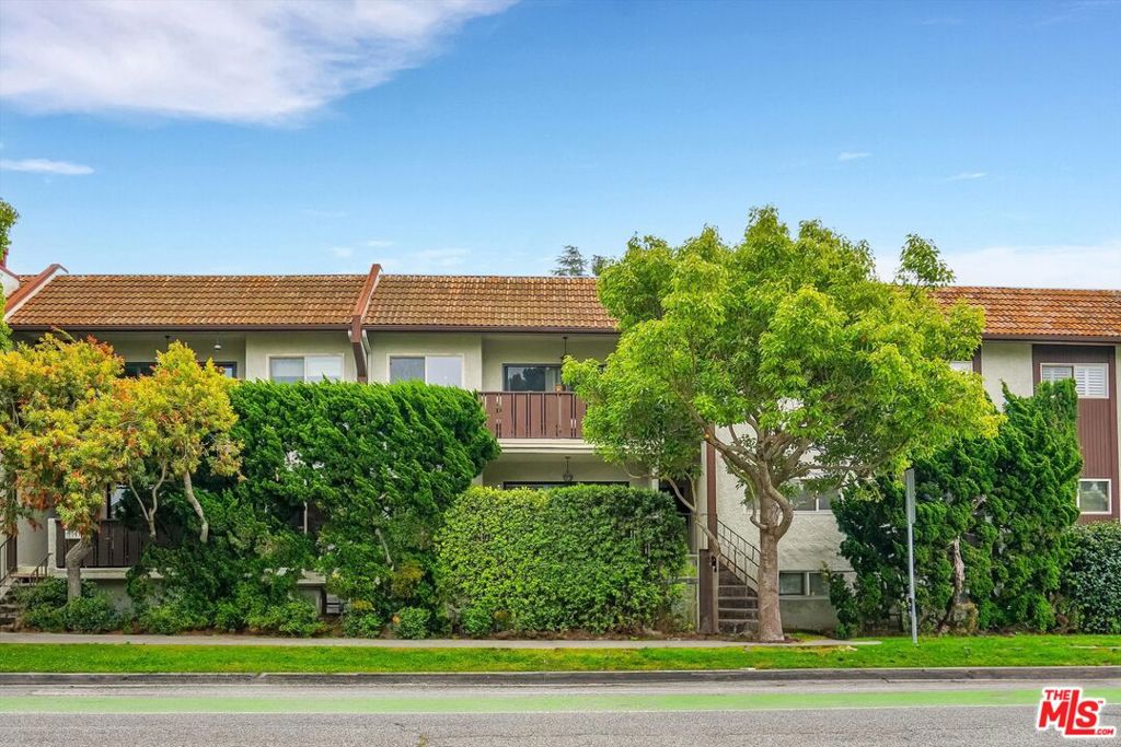 1301 17th Street 103