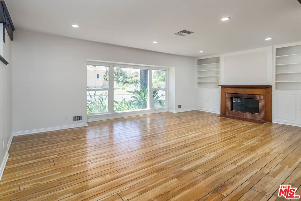 19147 Santa Rita Street