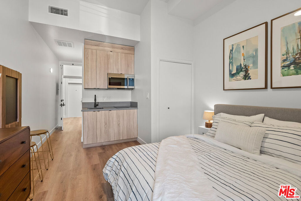 181 Culver Boulevard A