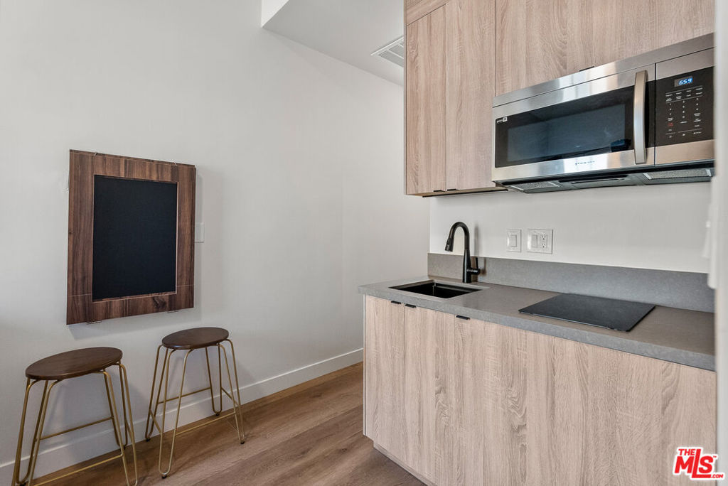 181 Culver Boulevard A