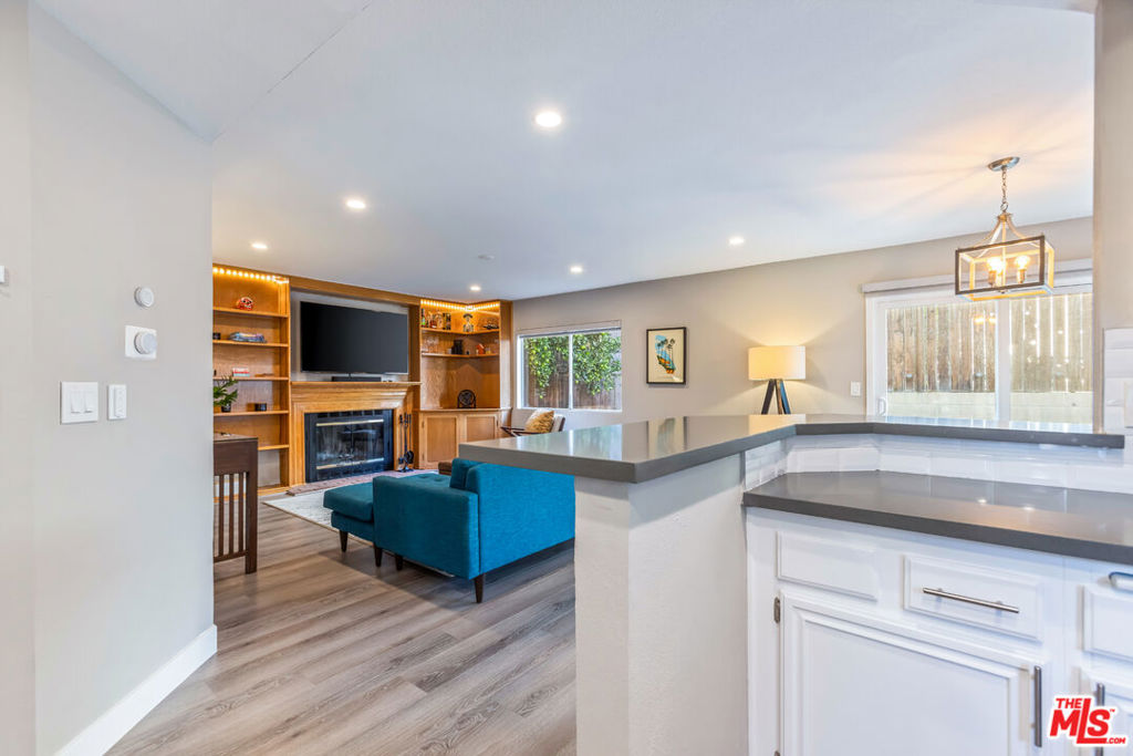 11472 Meadowview Lane