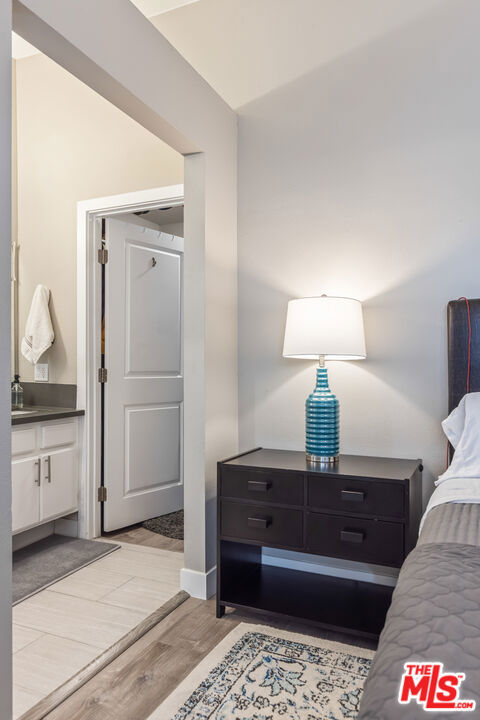 11472 Meadowview Lane