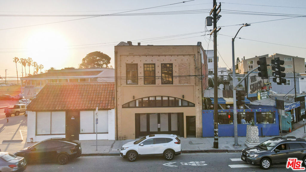 181 Culver Boulevard B