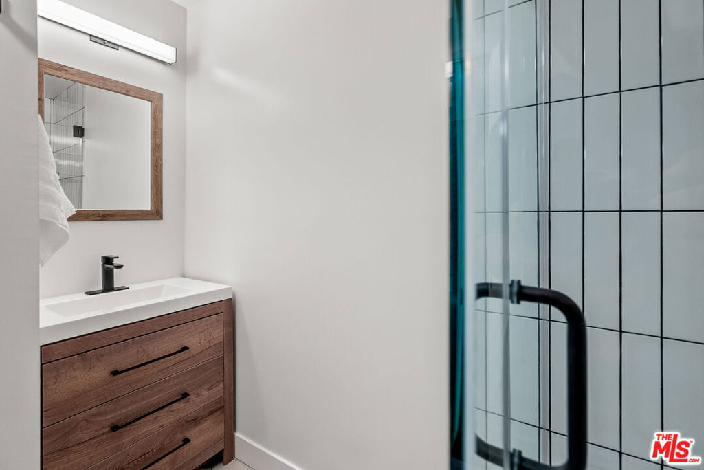 181 Culver Boulevard B