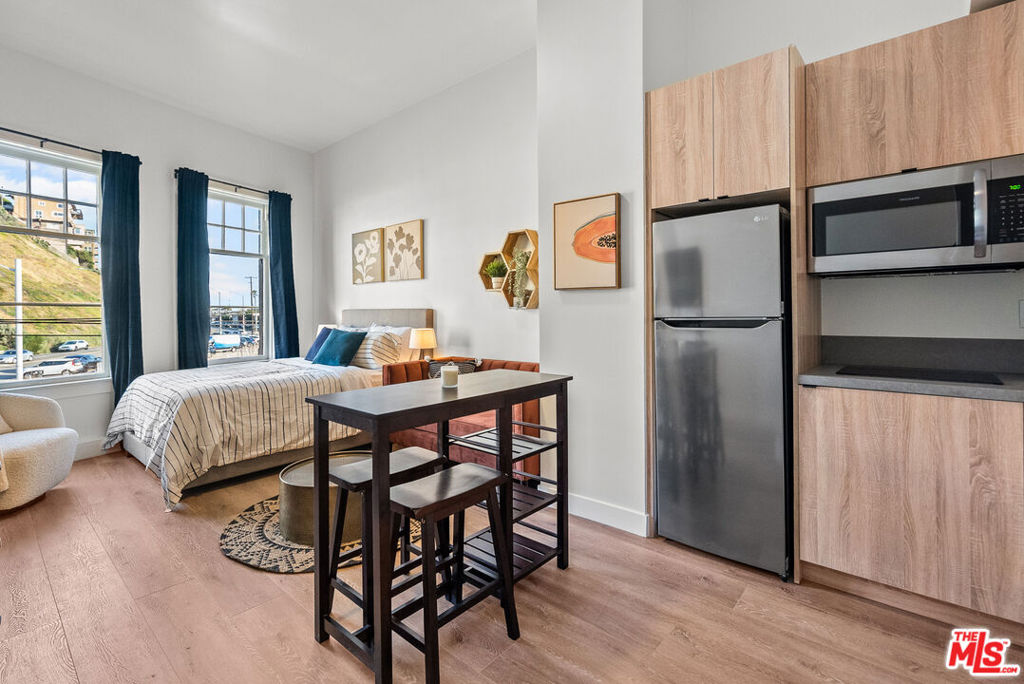 181 Culver Boulevard B