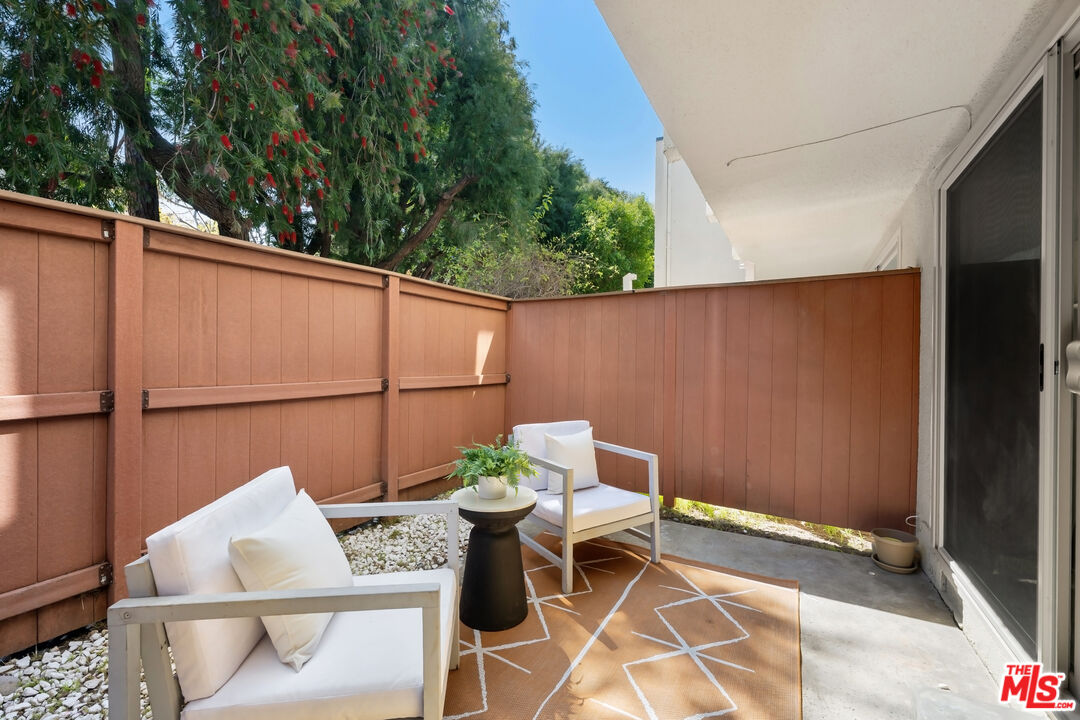 11260 Overland Ave Unit: 20B