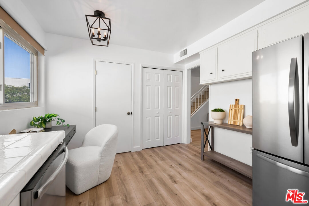 11260 Overland Ave Unit: 20B