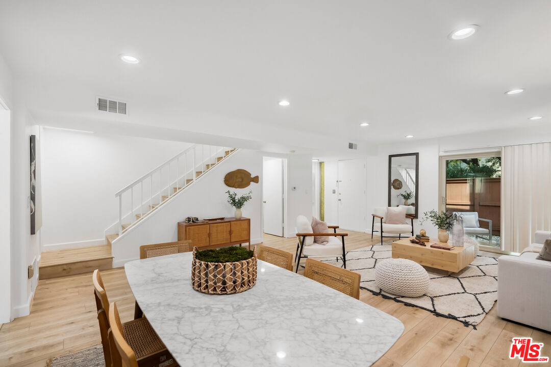 11260 Overland Ave Unit: 20B