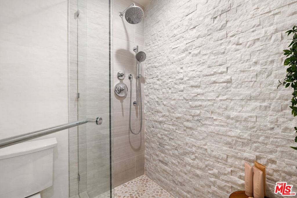 12115 San Vicente Boulevard 207