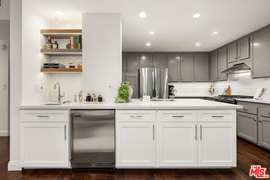 12115 San Vicente Boulevard 207