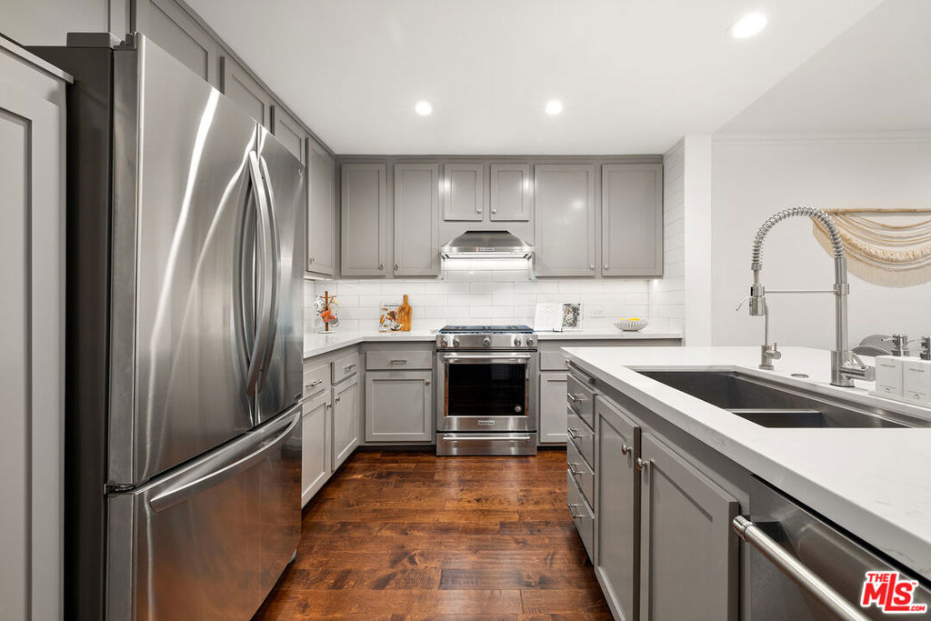 12115 San Vicente Boulevard 207