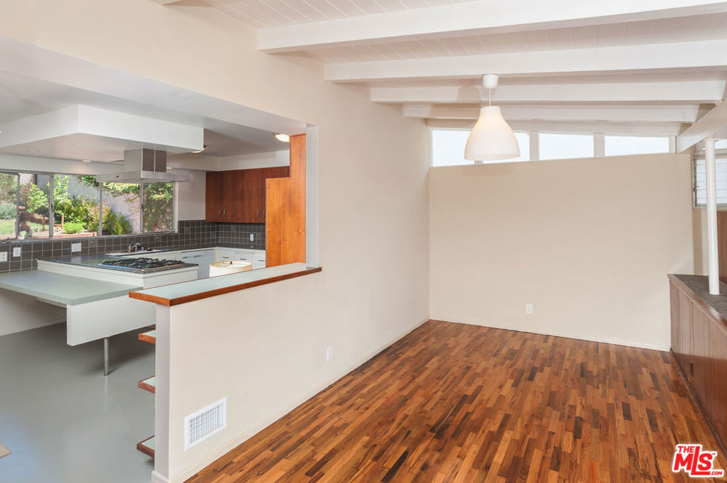 694 San Lorenzo Street