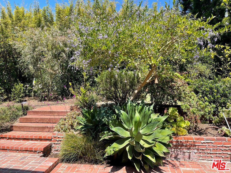 694 San Lorenzo Street