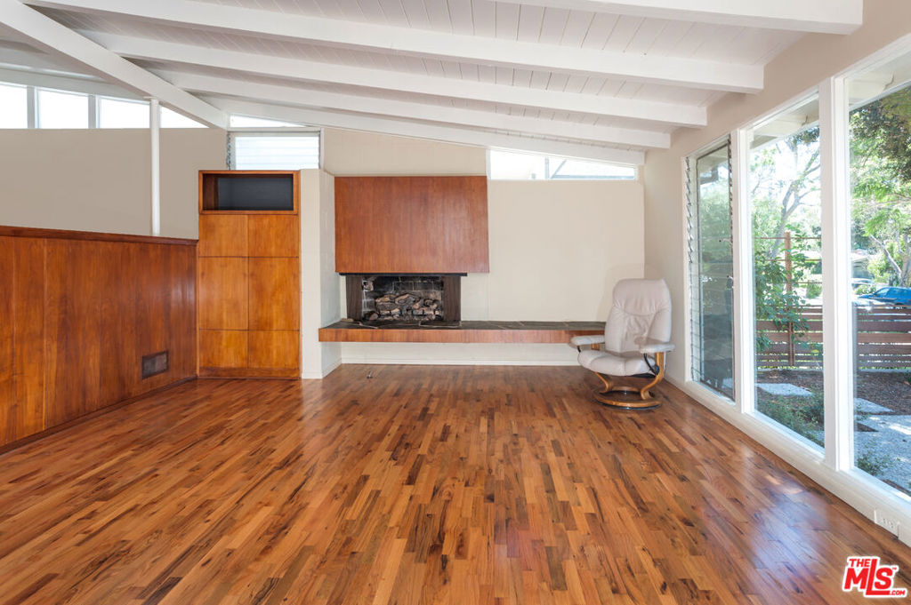 694 San Lorenzo Street