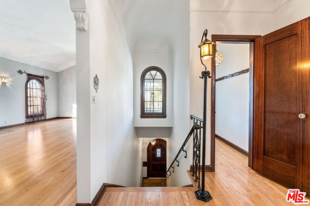 1028 Meadowbrook Ave Unit: 230