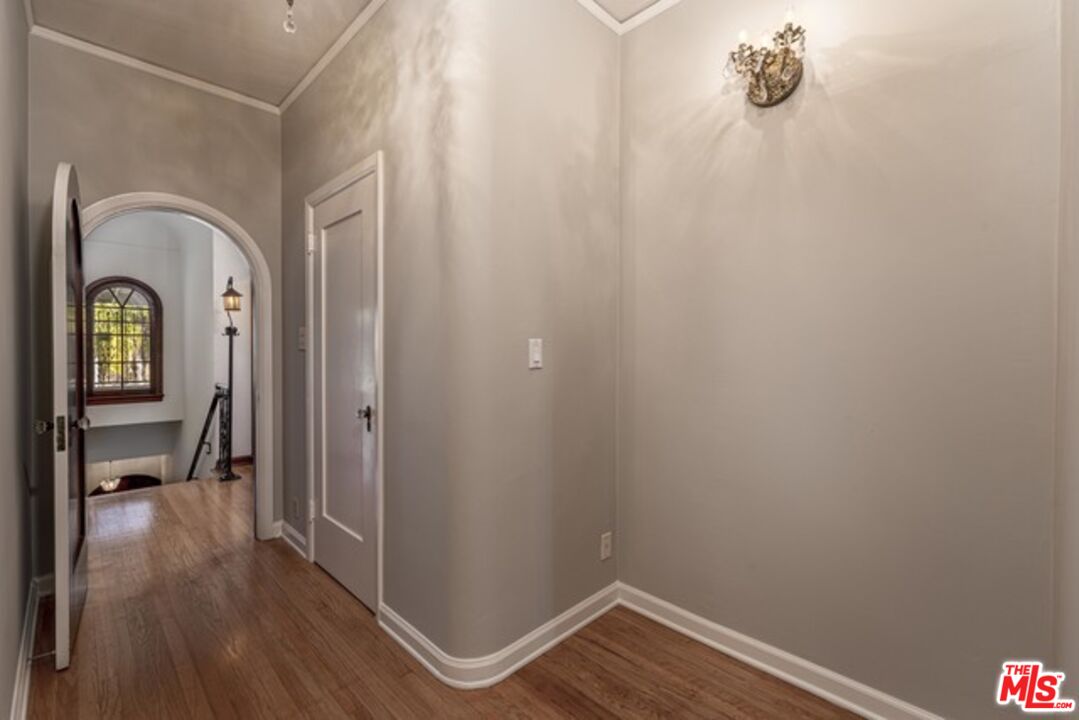 1028 Meadowbrook Ave Unit: 230
