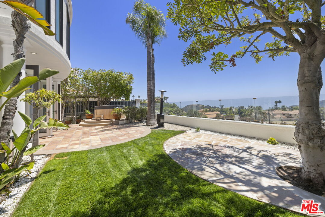 16648 Calle Arbolada