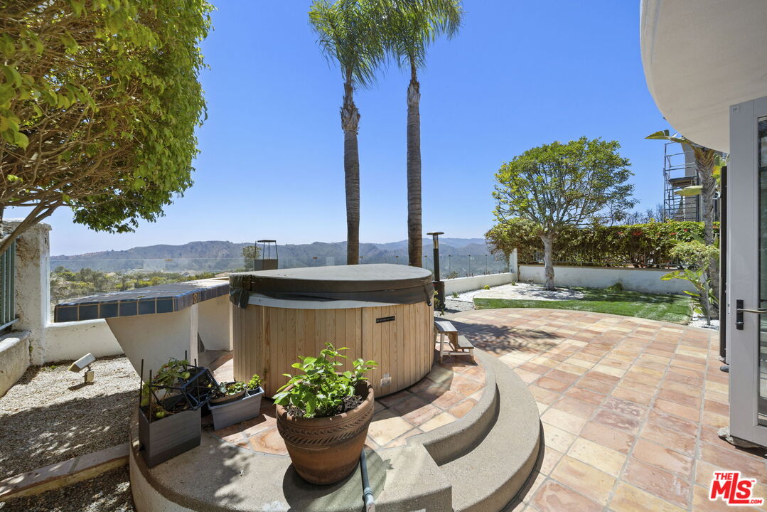 16648 Calle Arbolada