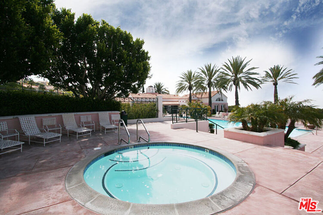 16648 Calle Arbolada