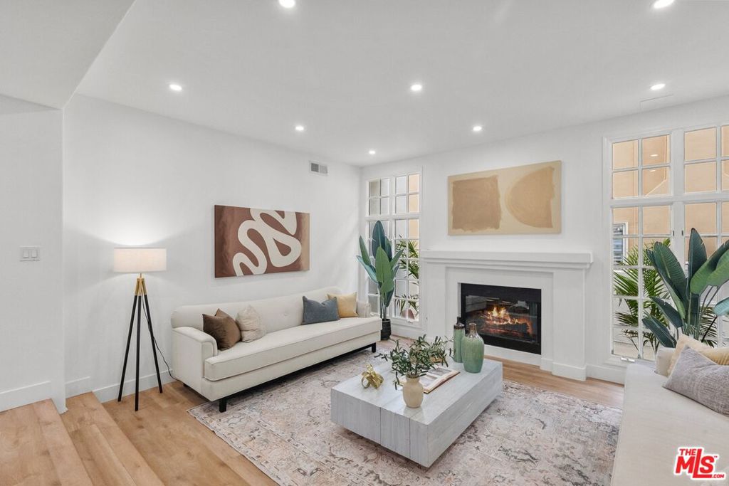 23119 Los Codona Avenue