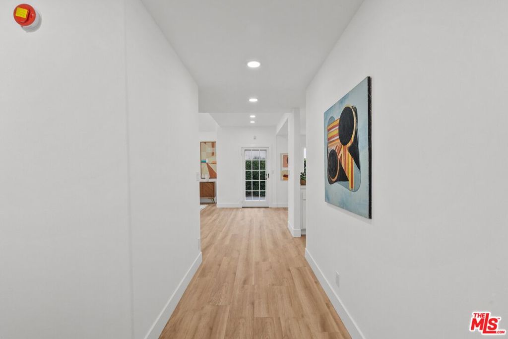 23119 Los Codona Avenue