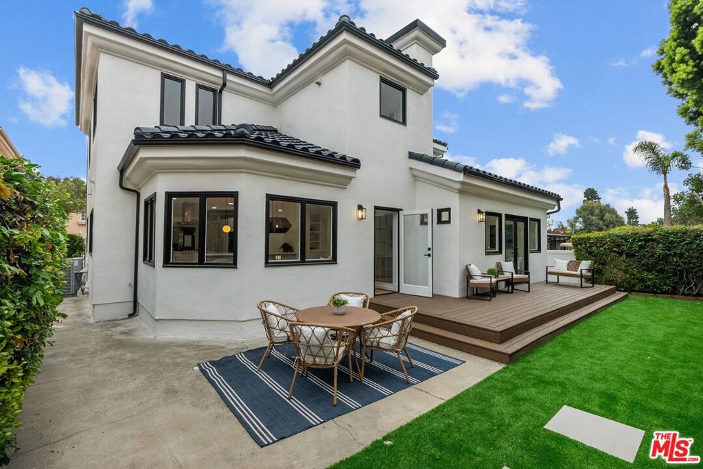 23119 Los Codona Avenue