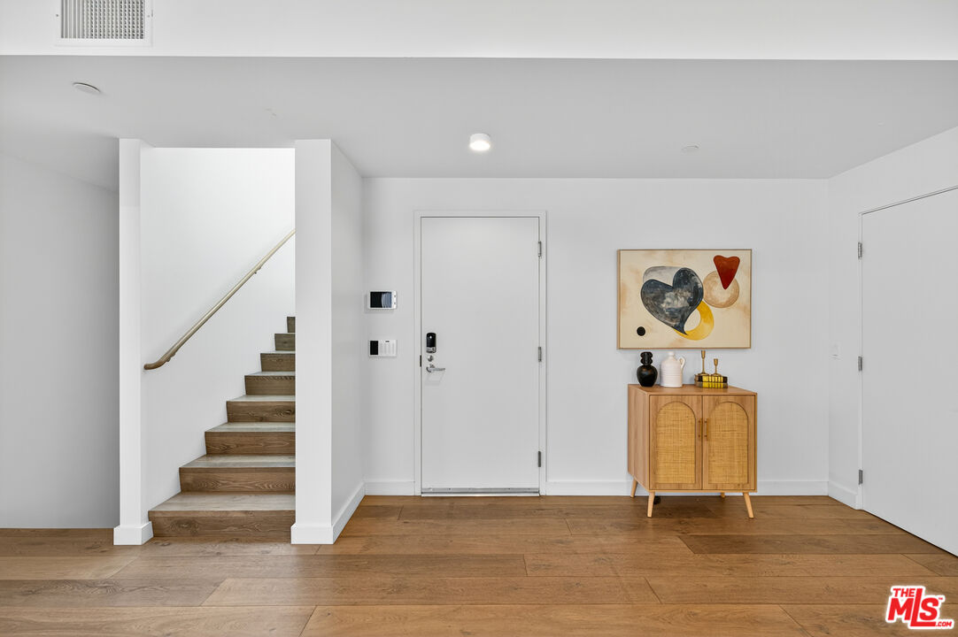 1433 14th St Unit: 10